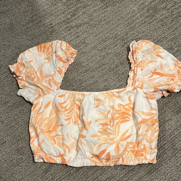Crop Abercrombie top size small - Picture 1 of 3